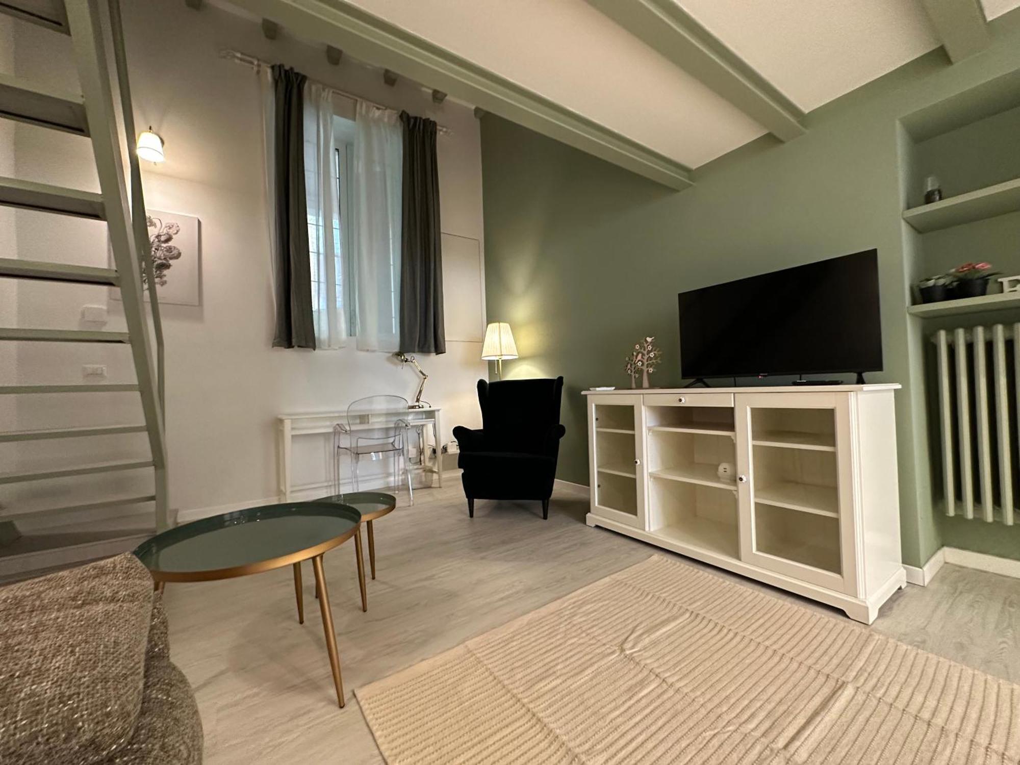 Flowers, A Cozy Suite In Milão Exterior foto